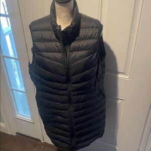 Women's Black Puffer Vest LAND END TUNIC LENGTH VEST